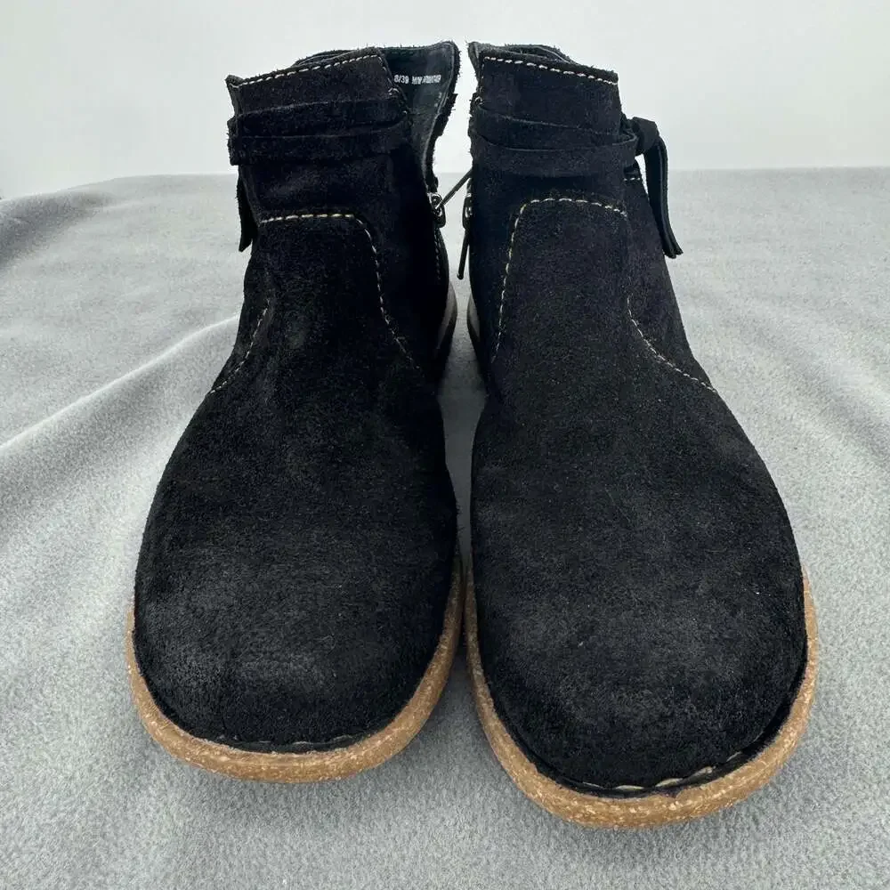 Born Wynter Womens 8 Black Suede Leather Ankle Boots Booties BR0017409